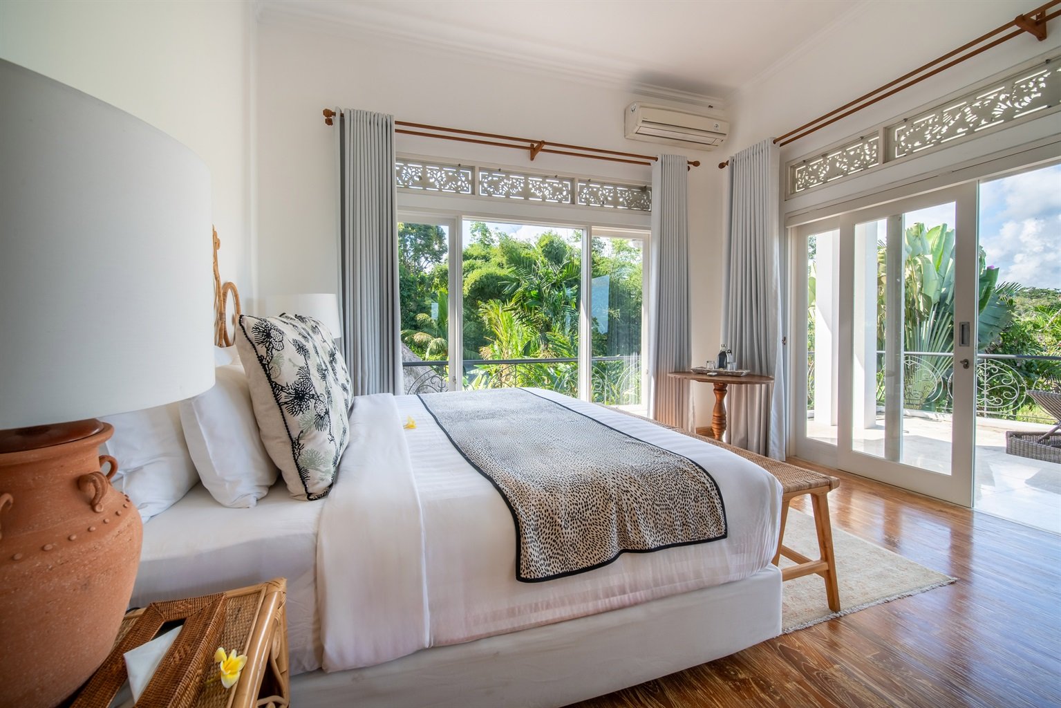 d00bc96e 616b 4aca b61b 5c2f71395a16